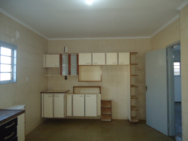 Casa – Vila Ideal (Locação)