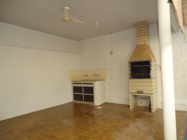 Casa – Vila Ideal (Locação)