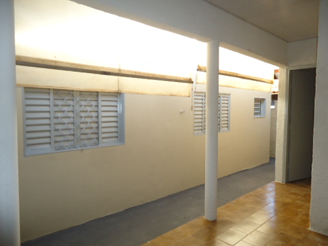 Casa – Vila Ideal (Locação)
