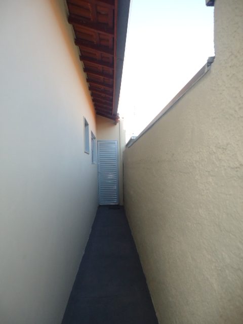 Casa – Vila Ideal (Locação)